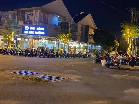 QUÁN ĐỈNH 1