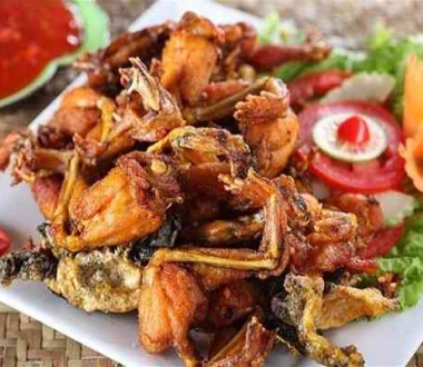 ẾCH CHIÊN NƯỚC MẮM 